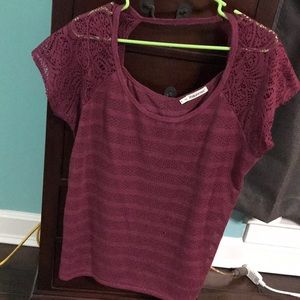 Maurices burgundy top short sleeve